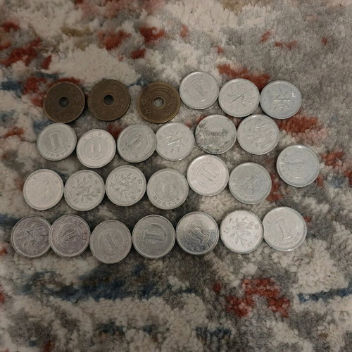 Japanese coins used, pack of 23 1 yen and 3 5 yen coins
