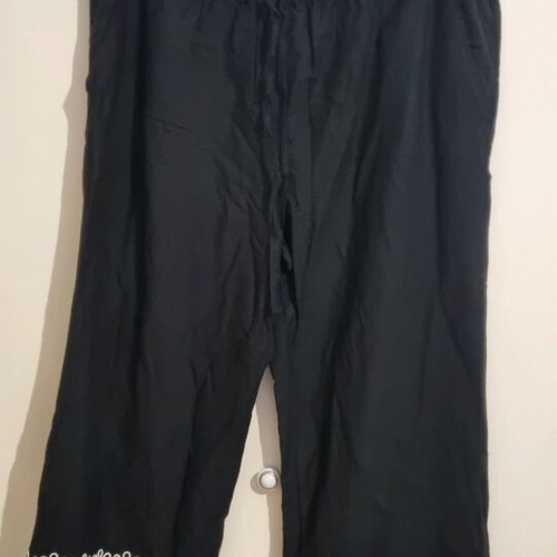 H&M women's pants with embroidery, size XL, like new, black