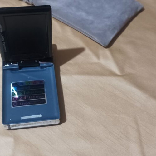 Jay-Tech JayCam DC528 video camera like new, 2.4-inch LCD