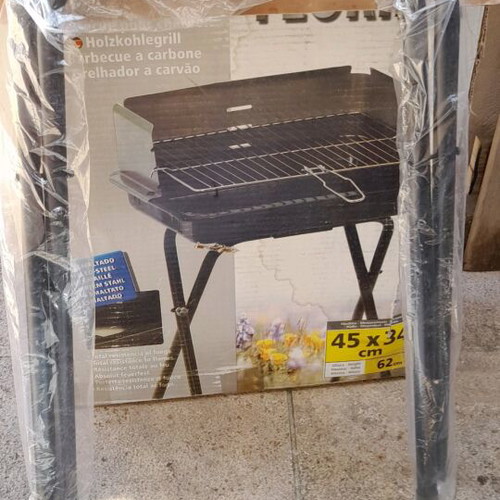 Charcoal barbecue enamelled with legs new 45x34 cm