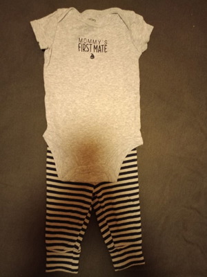 Carter's set like new, size 3 months