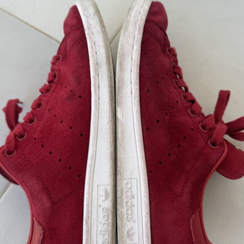 Adidas Stan Smith sneakers size 39.5, like new, red suede