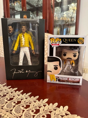 Φιγούρες Freddie Mercury (funko+ neca) καινούργιες
