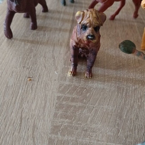 Farm and jungle animal figures used, pack of 15