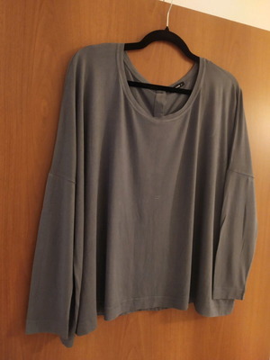 Women's blouse used, gray, size M/38/10, one size