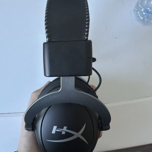 HyperX gaming headset used with detachable microphone and cable