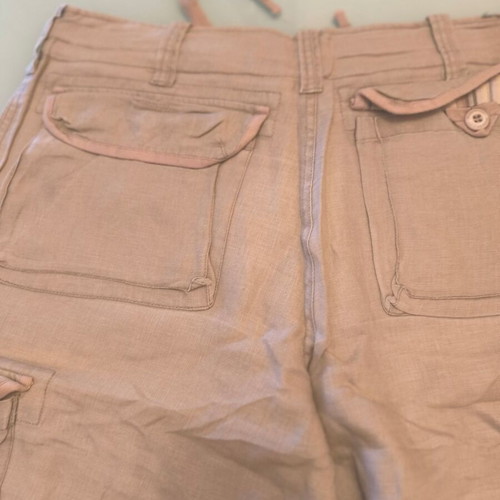 Men's Beige Linen Bermuda Shorts like new, size M, with pockets