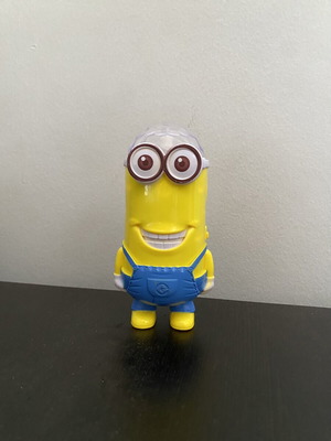 Minion figure with disco ball and sound, new