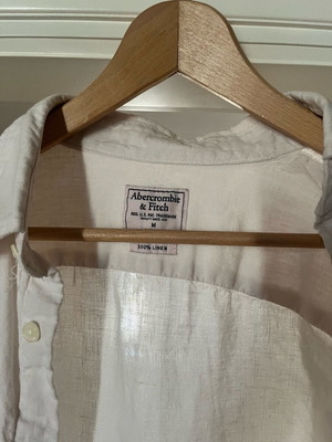Πουκάμισο λινό Abercrombie & Fitch medium σαν καινούργιο, άσπρο ροζ