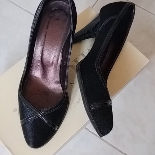 Migato leather pony hair pumps size 37 like new, black, 8 cm heel