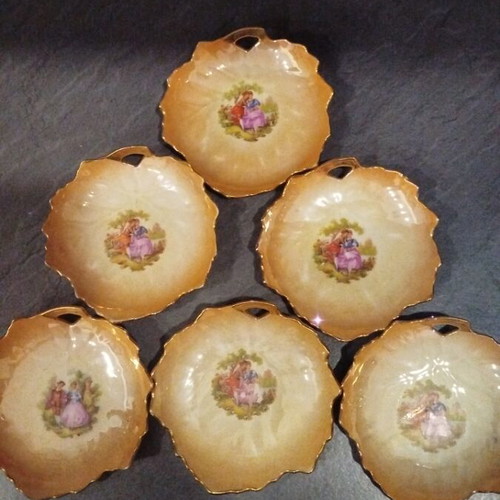 Porcelain plates like new, vintage 1980s, set of 6 pieces