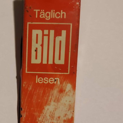 Täglich Bild promotional clip used, 60s-70s, tin material