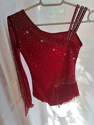 Rhythmic gymnastics leotard like new with lots of sparkle