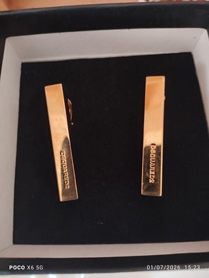 Dsquared2 clip-on earrings gold brass like new