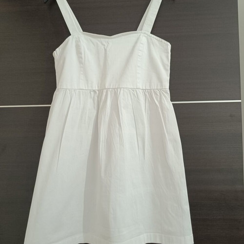 White summer dress like new with back zipper, size S