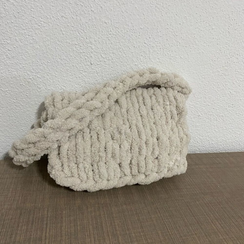 Puffy bag beige (ecru) new with handle