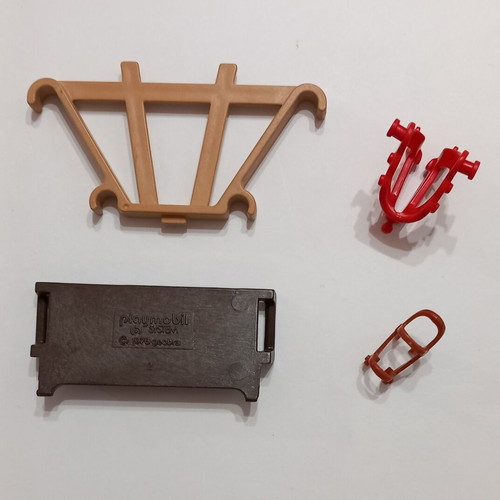 Playmobil parts used, carriage and horses