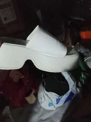 Shoes used, size 38.5, white platform sandals