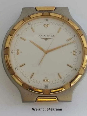 Longines Conquest table clock used with wooden base