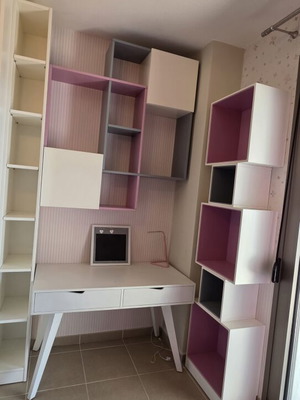 Desk and bookshelf set for children's room