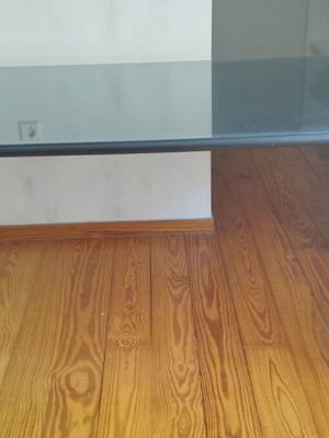Office table and wheeled drawer units used, set or separate