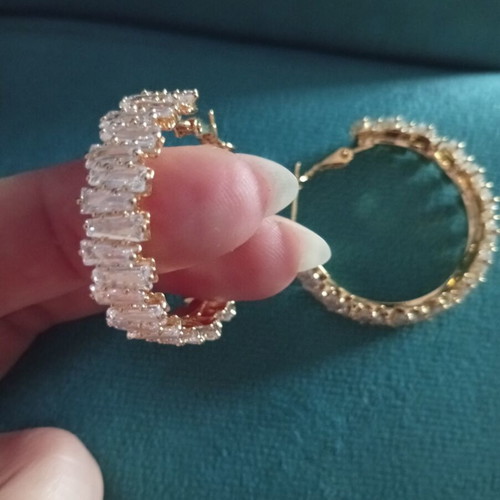 Hoop earrings with rhinestones, luxurious, new, gold color, 4cm diameter