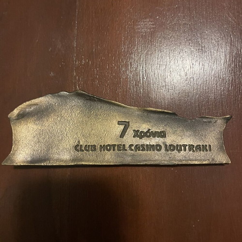 Collectible bronze paperweight Parthenon 7 years Club Hotel Casino Loutraki