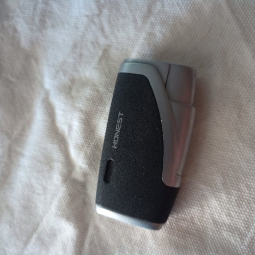 Metal double flame lighter
