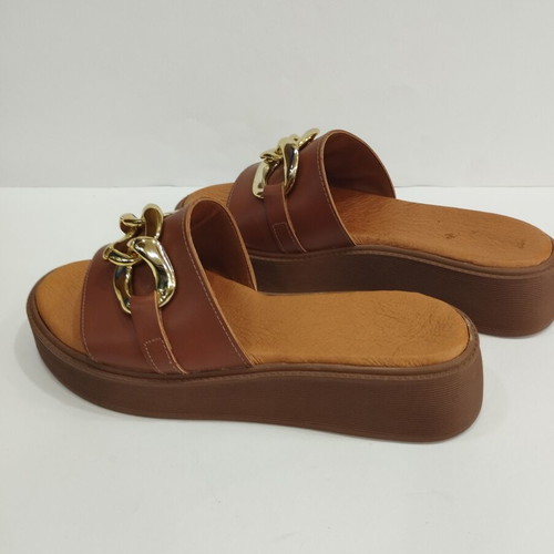 Leather sandals new, beige and brown, size 39, gold decoration
