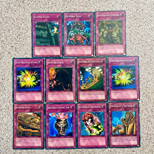 Yu-Gi-Oh! collection like new with rare and classic 130+ cards