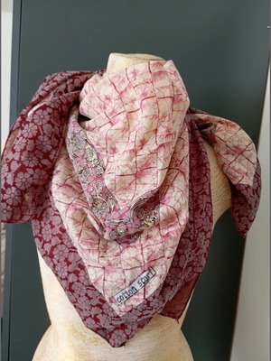 Women's square scarf like new, 100% cotton multicolor