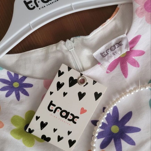 Trax sleeveless girls dress 4 years new with hairband set