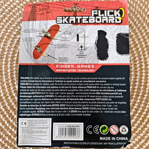 Flick Skateboard SE Racing finger skateboard set new, sealed