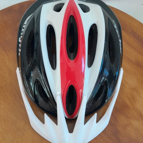 Polisport Bicycle Helmet like new, size 57-61 cm