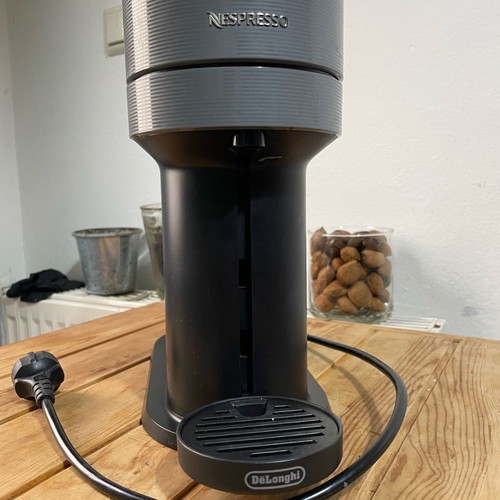 Nespresso Vertuo Next DeLonghi coffee maker used