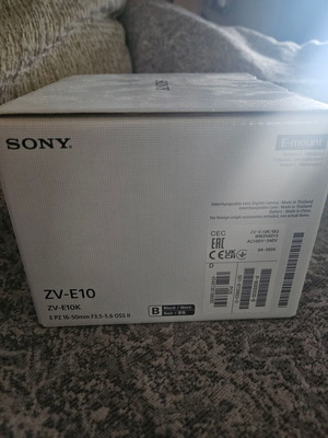 Sony Vlog ZVE10KB 1650 Φωτογραφική μηχανή Mirrorless με φακό σφραγισμένο κουτί