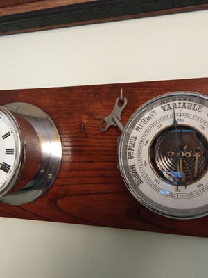 Nautical clock and barometer like new, French made 1900