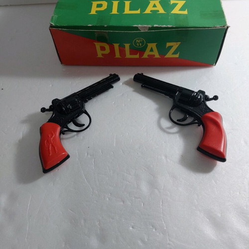 Pilaz 12 iron Greek pistols new, pack