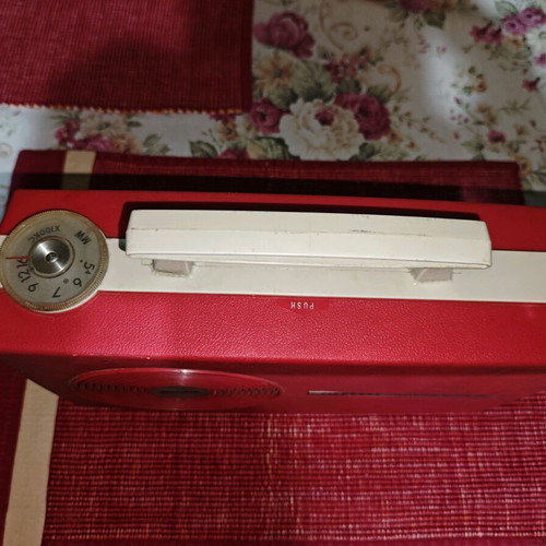 Viscount Transistor Phonoradio model FG-500 used, portable AM radio and turntable