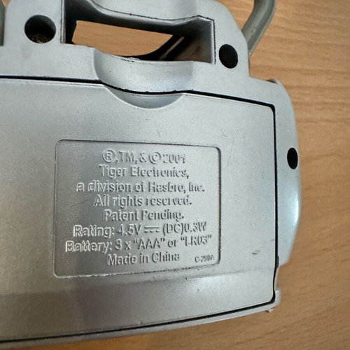 Tiger Hasbro Hit Clips music player used with 7 songs