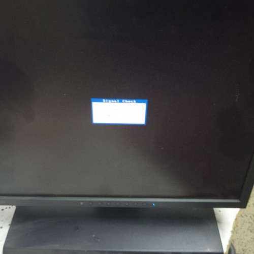 Computer monitor 17 inch used, functional, with free keyboard