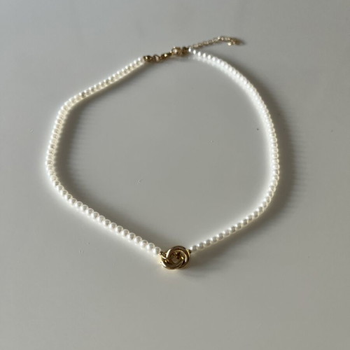 White Pearl-Look Beaded Necklace with Gold Detail new