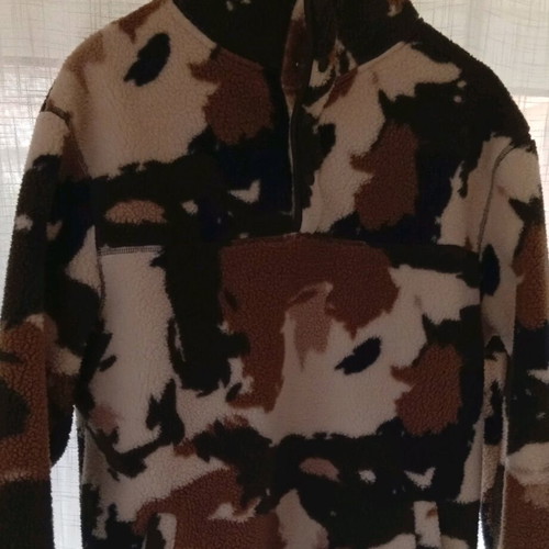 Kiabi furry winter jacket like new, multicolor