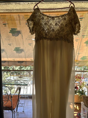 Maxi φόρεμα με δαντέλα σε χρώμα ζαχαρί, καινούργιο