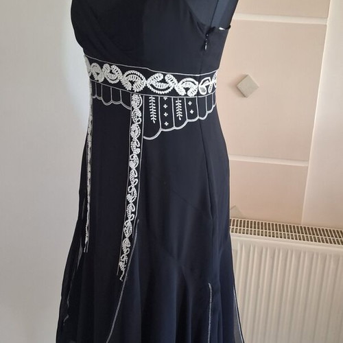 Karen Millen silk dress new with label, black and white