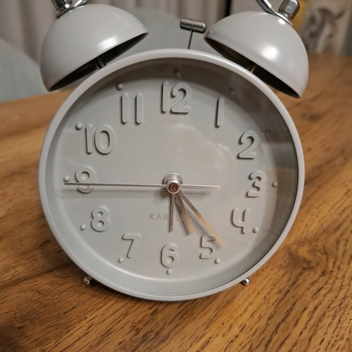 Table clock like new