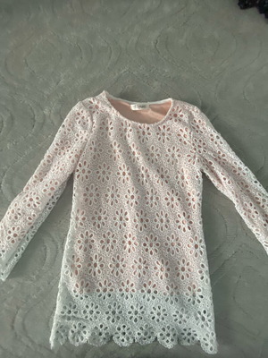 Дамска блуза размер S като нова, бяла с розова подплата