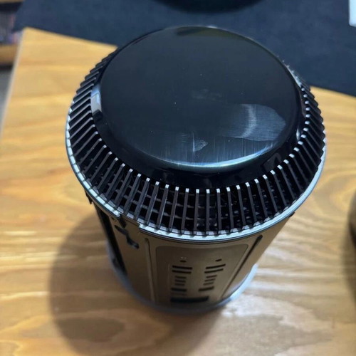 Apple Mac Pro (Late 2013) desktop computer, like new