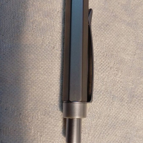 Vintage Status Silver Pen in Pencil Shape like New