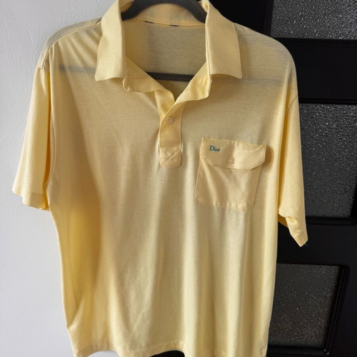 T-shirt with pocket like new
